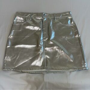 New with Tags LOFT Shimmering Silver Size 12 Mini Skirt Maximalism Statement